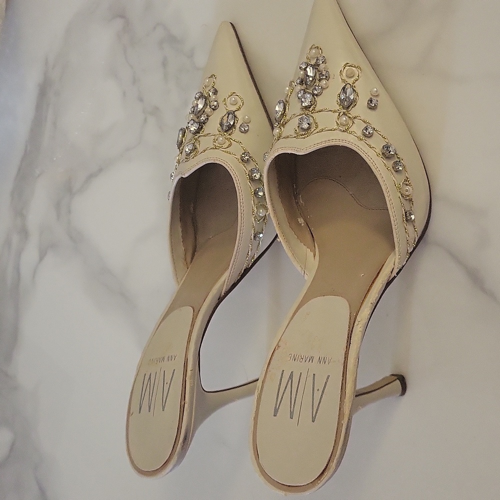 Shoes - Picture 2 of 6